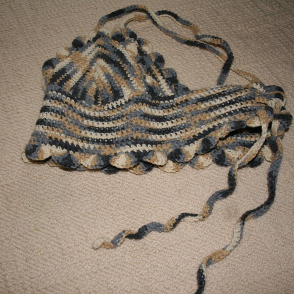 Handmade Halter top - Picture 4 of 4